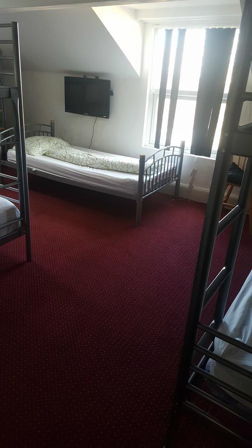 Anfield Road Euro Hostel Liverpool Værelse billede